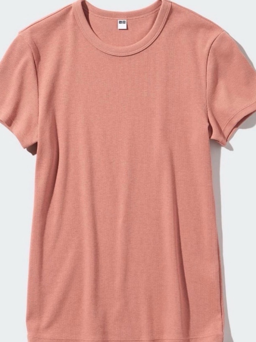 Uniqlo Ribbed Crewneck Tee in Dusty Rose Uniqlo basic tee shirt. Xs
